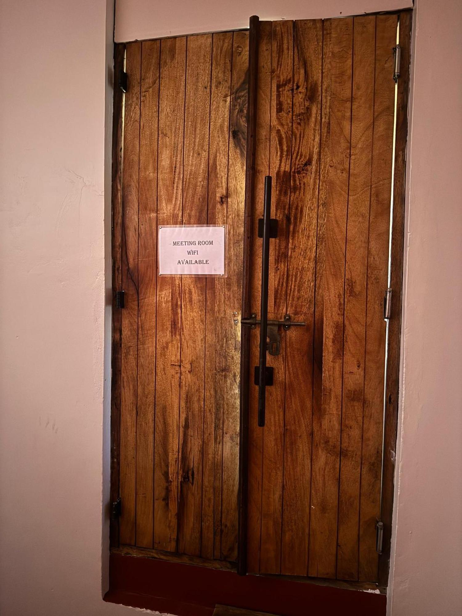 Arusha Backpackers Hotel المظهر الخارجي الصورة
